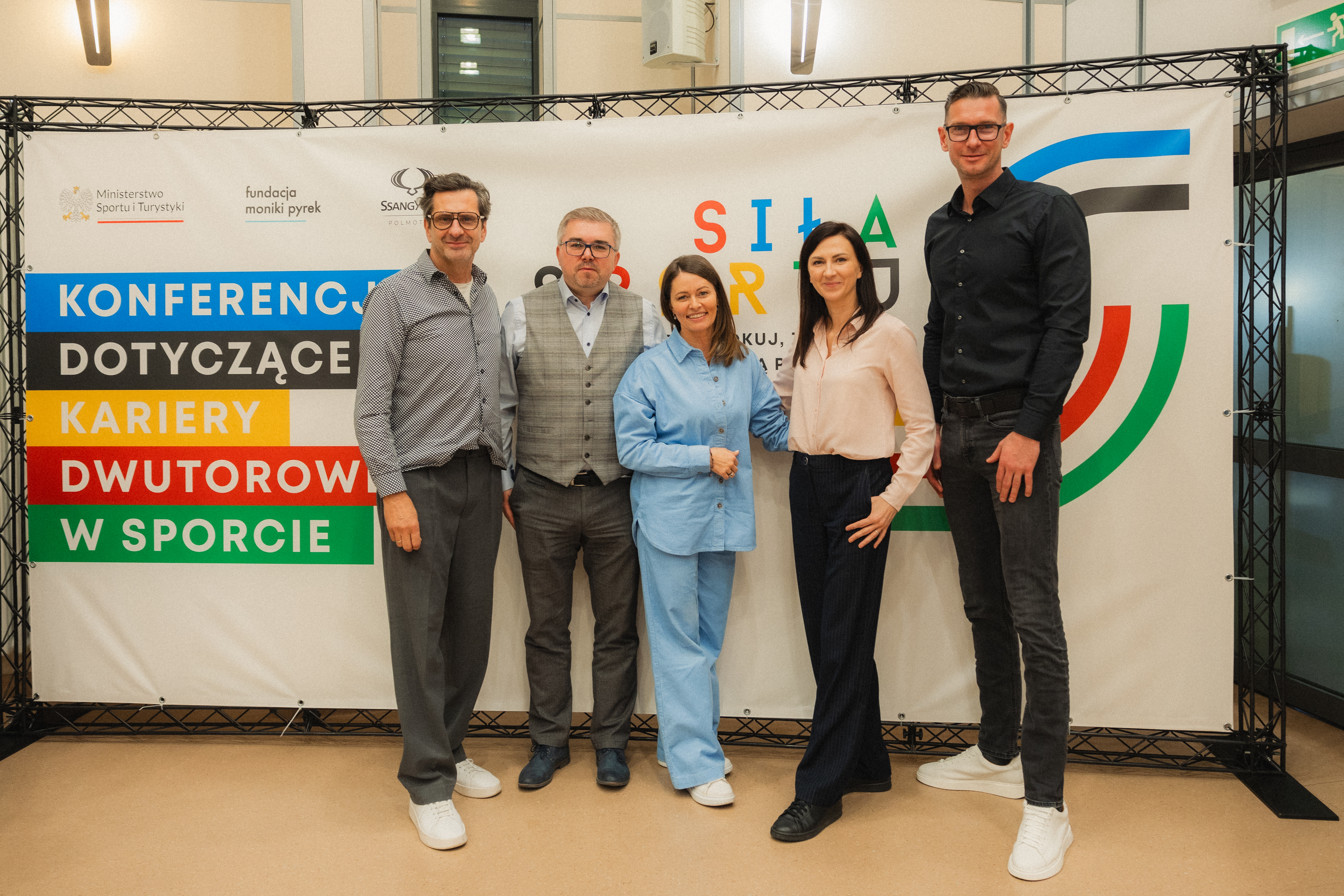 Eksperci uczyli sportowców poruszania się w świecie mediów